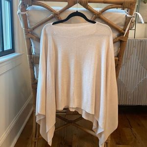 Lululemon OS cape top